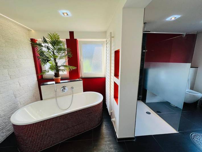Ferienwohnung für 9 Personen, mit Terrasse und Garten in Gütersloh