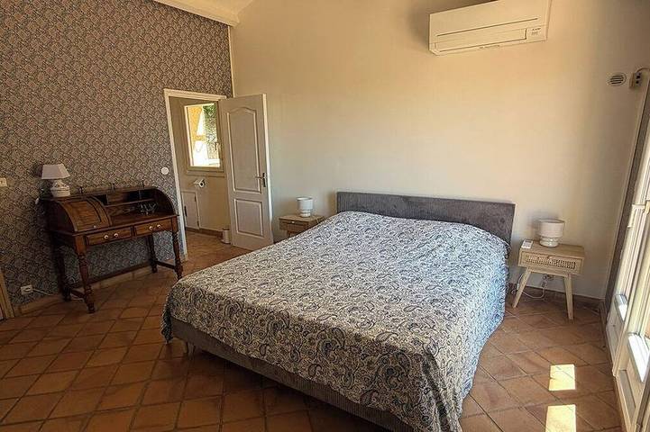 Air-Conditioned Provençal Villa with Pool - Large Terrace and Quiet Garden in Draguignan, Draguignan region