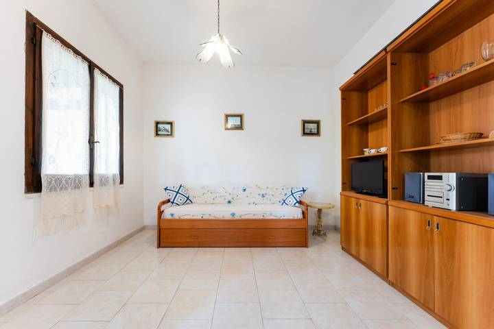 Belíssima Moradia com jardim, terraço e Wi-Fi; estacionamento disponível in Sant'Andrea (Cagliari), Quartu Sant'Elena