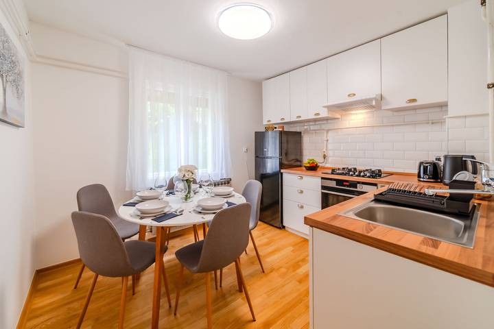 Gîte pour 5 personnes, avec terrasse, adapté aux familles à Zagreb - 3