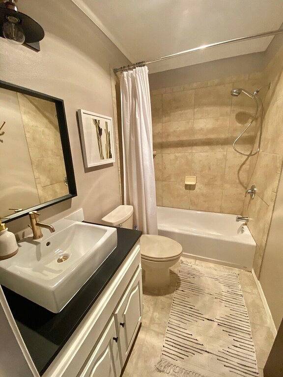 Vacation rental for 12 people, with balcony in Red River