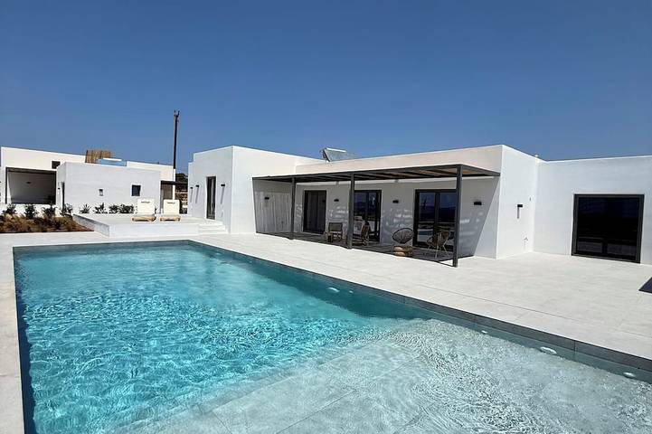 Villa voor 6 personen, met terras en tuin in Aliki