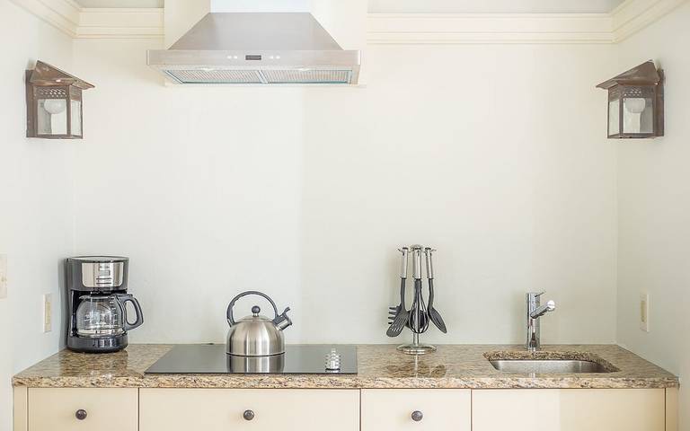 Vacation rental for 2 people, with yard in Savannah