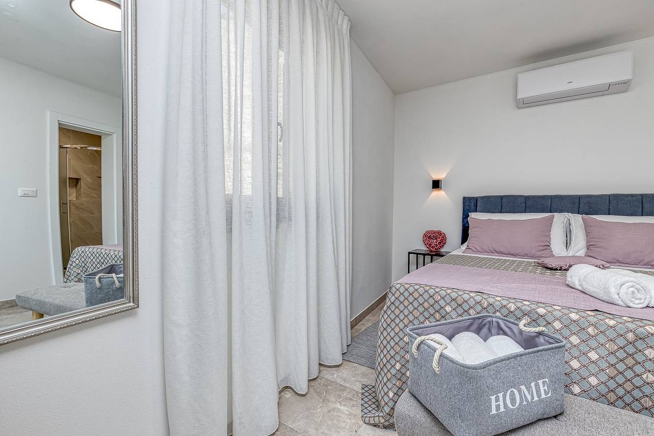 Luxury Double Bedroom No.1 in Musalez, Porec und Umgebung