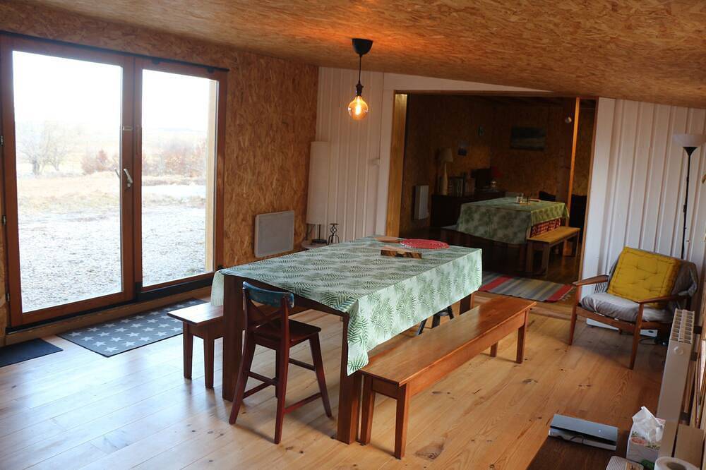 Chalet house in the heart of Aubrac in Región de Mende