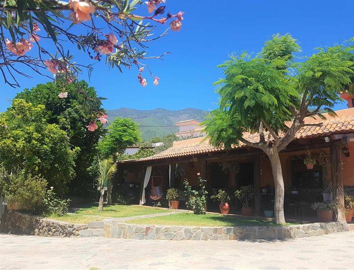 Casa rural para 8 personas, con Terraza además de Jardín y Piscina en Santa Cruz de Tenerife - 2