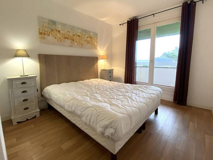 Gîte pour 4 personnes, avec terrasse dans Casino de Perros-Guirec - 4