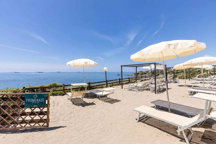 Wohnwagen für 4 Personen, mit Pool und Terrasse in Livorno - 4