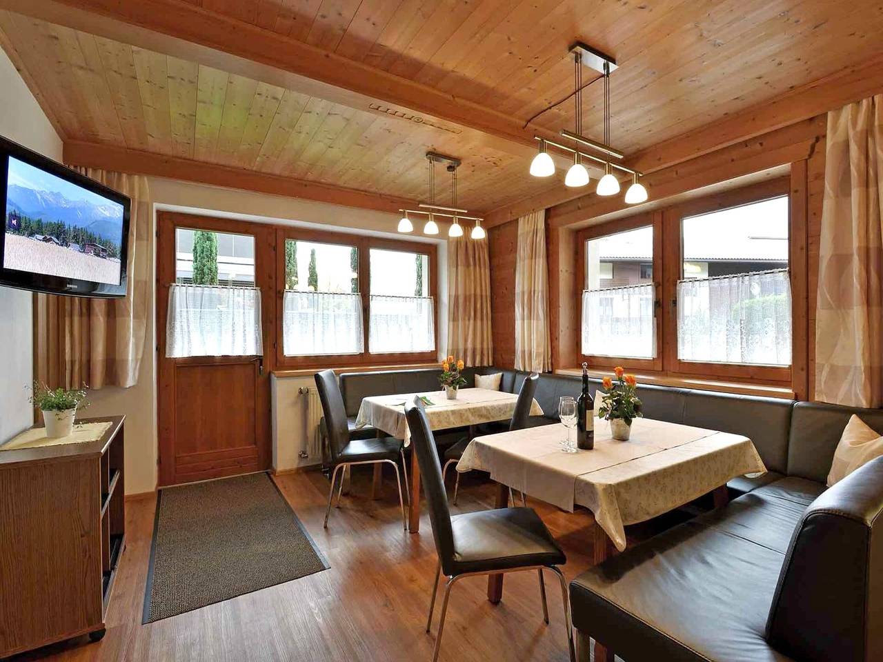 Ganze Wohnung, Apartment in Fügen in der Nähe der Spieljochbahn in Tuxer Alpen, Fügen