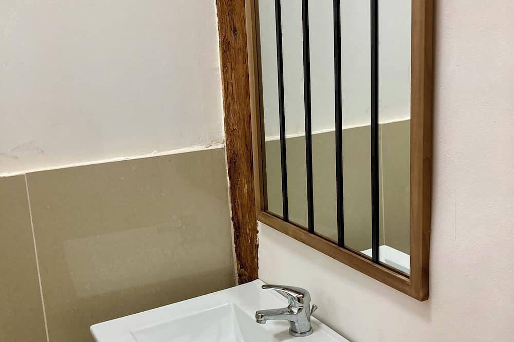 Apartamento entero, Charmant Appartement au Calme sur Jardin in Saint-Brice-sous-Forêt, Valle del Oise