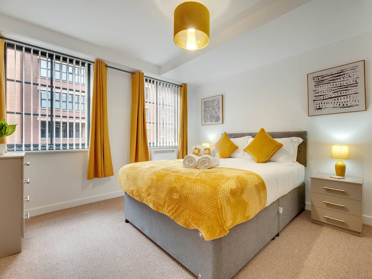 Charlton Bonds 1B in Newcastle upon Tyne, Nordeste de Inglaterra