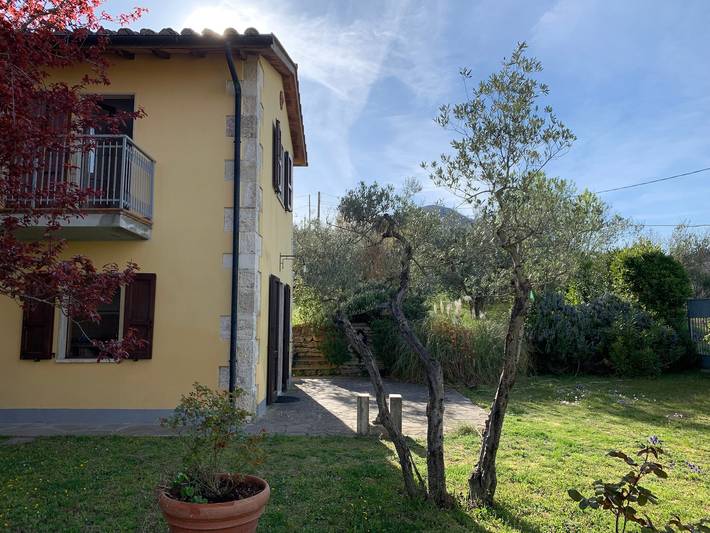 Vakantiehuis 'Aldo' met tuin vlak bij de thermale baden in Bagni San Filippo, Castiglione d'Orcia region