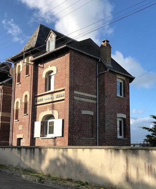 Villa Pax, 8 personnes, vue mer et falaises 180° in Ault, Région d'Abbeville