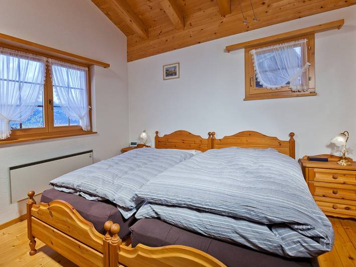 Ganze Ferienwohnung, Ferienhaus Annahüs, Obersaxen-Misanenga - 5 Zimmer Ferienhaus für max. 5 Pers. in Obersaxen, Obersaxen-Mundaun