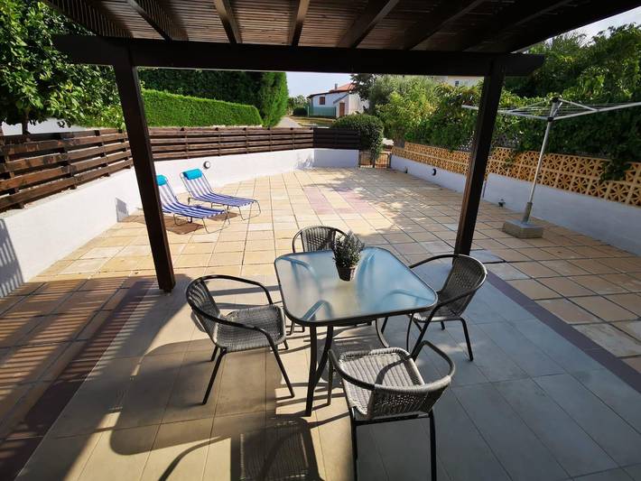 Location de vacances pour 4 personnes, avec terrasse et jardin à Chypre - 3