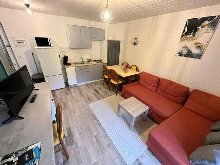 Gîte pour 3 personnes, avec jardin ainsi que vue et piscine à Saint-Nectaire - 4