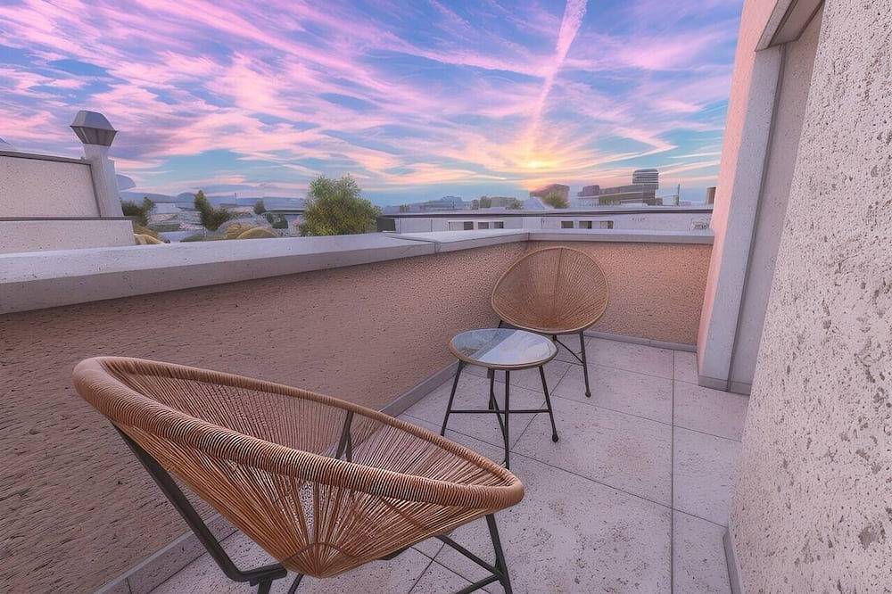 Appartamento intero, Comfortable Flat with Terrace in Zurich (401-16) in Zurigo, Zurich Prealps