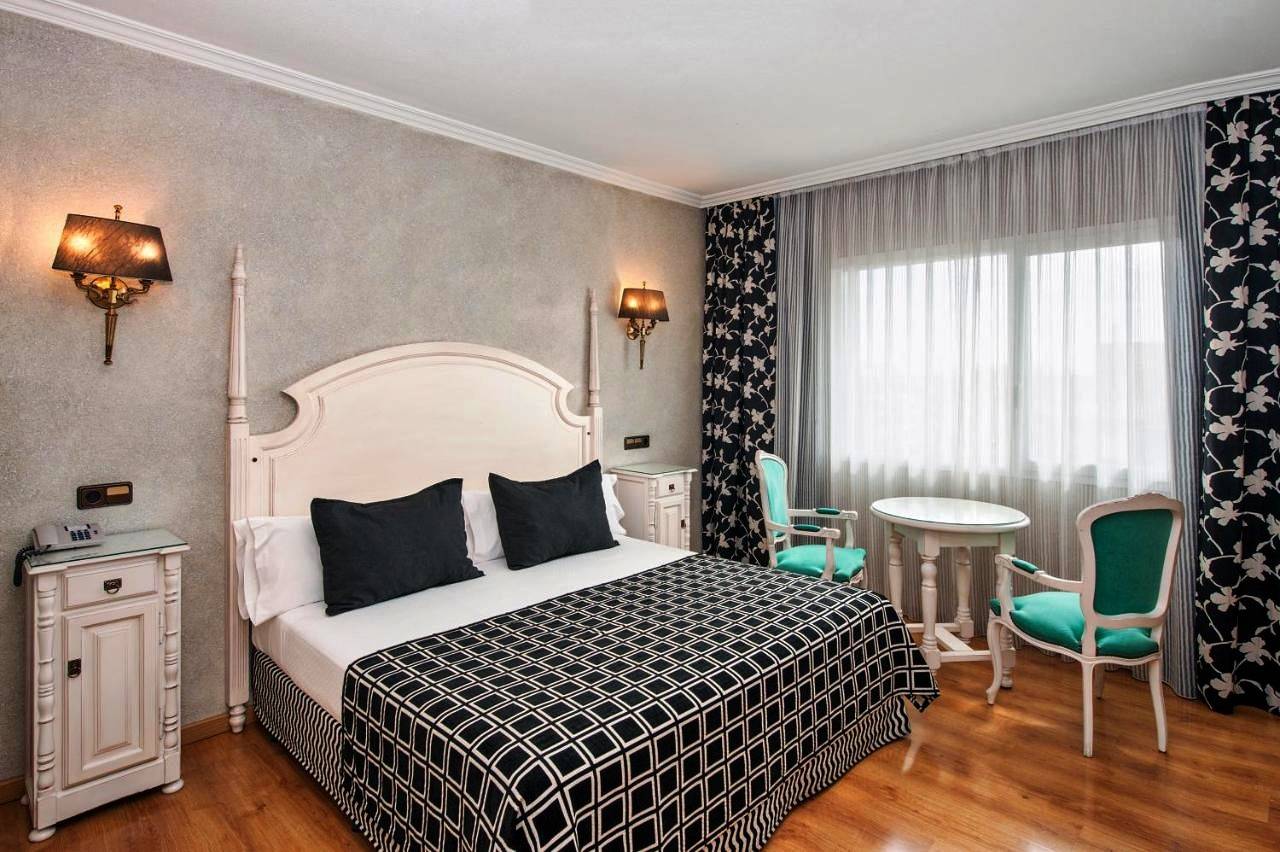 Hotel para 10 personas con sauna in El Prat de Llobregat, Bajo Llobregat