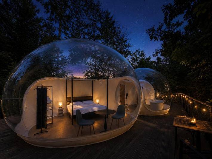 Gîte pour 2 personnes, avec vue et jardin ainsi que piscine et terrasse à Camporgiano