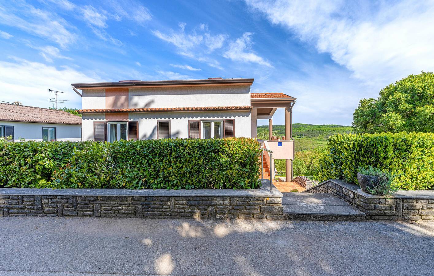 Ganze Ferienwohnung, Gemütliche Ferienwohnung in Pazin mit Terrasse und malerischer Aussicht in Pazin, Zentralistrien