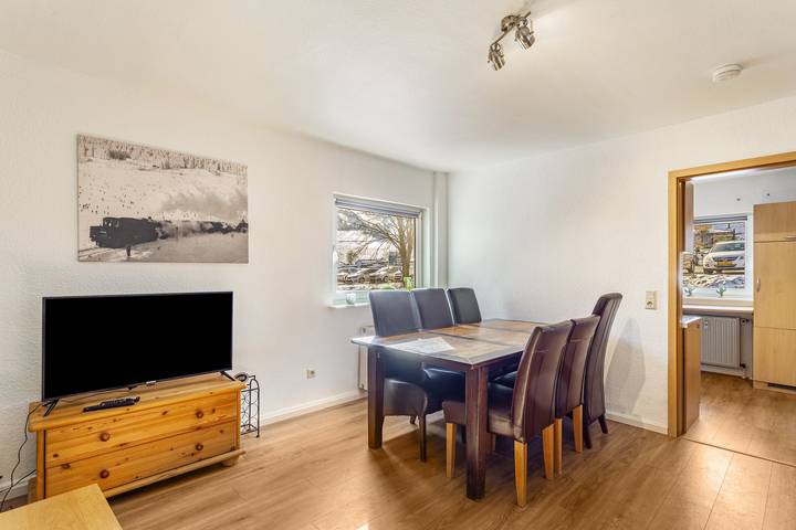 Ganze Wohnung, Ferienwohnung 'Piste 4' mit Gemeinschaftsterrasse, Balkon und Wi-Fi in Willingen, die Mittelgebirge