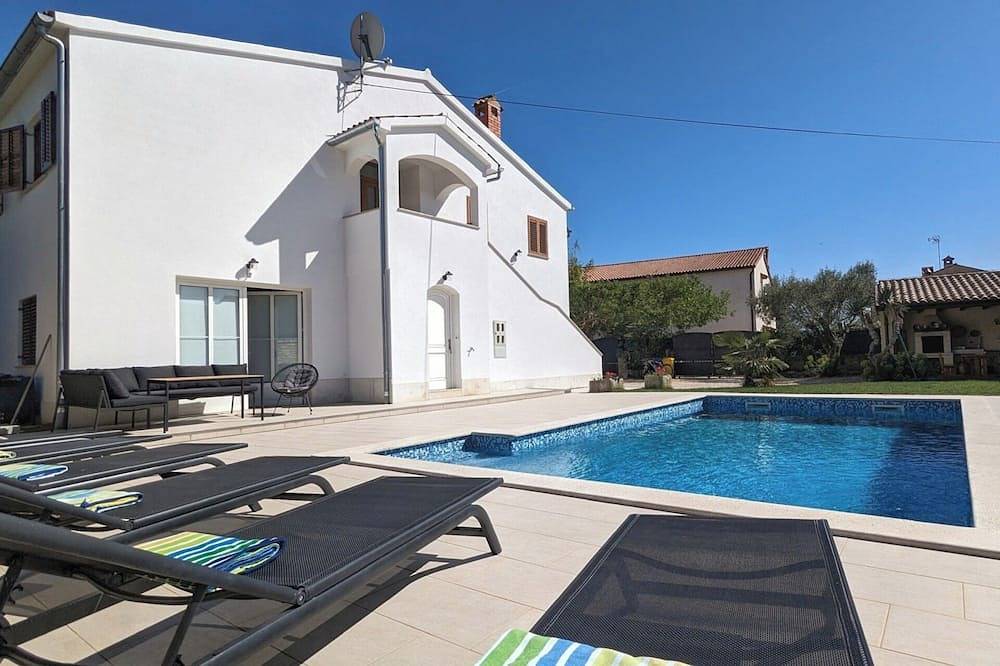 Casa vacanza a Bale a partire da 200€ a notte