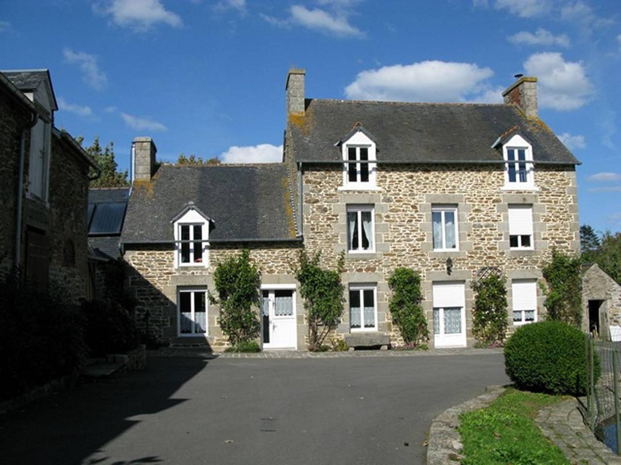 Maison De Vacances pour 13 Personnes dans Pleurtuit, Côte d’Émeraude