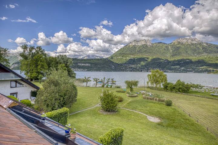 Gîte pour 6 personnes, avec jardin ainsi que vue sur le lac et terrasse à Duingt - 2