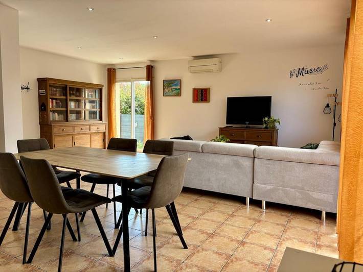 Location de vacances pour 11 personnes, avec jardin à Canohès - 2