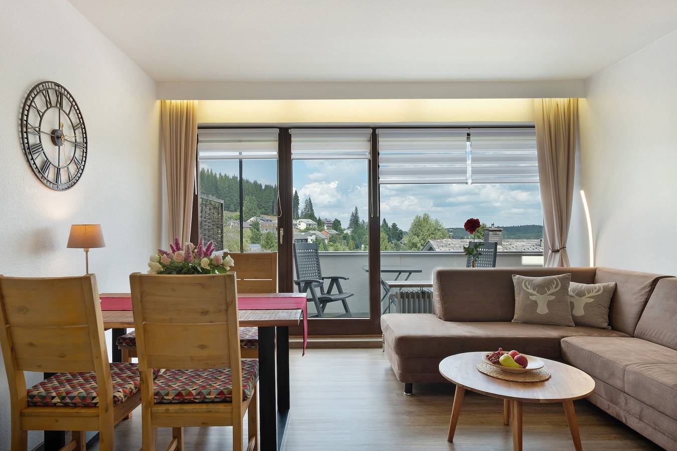 Ganze Wohnung, Ferienwohnung '5 Eichhörnchen' mit Privatterrasse, Balkon und Wi-Fi in Schönwald, Südschwarzwald