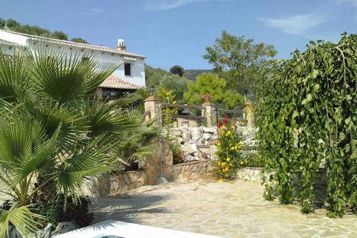 Location de vacances pour 16 personnes, avec jacuzzi et jardin à Priego de Córdoba - 3