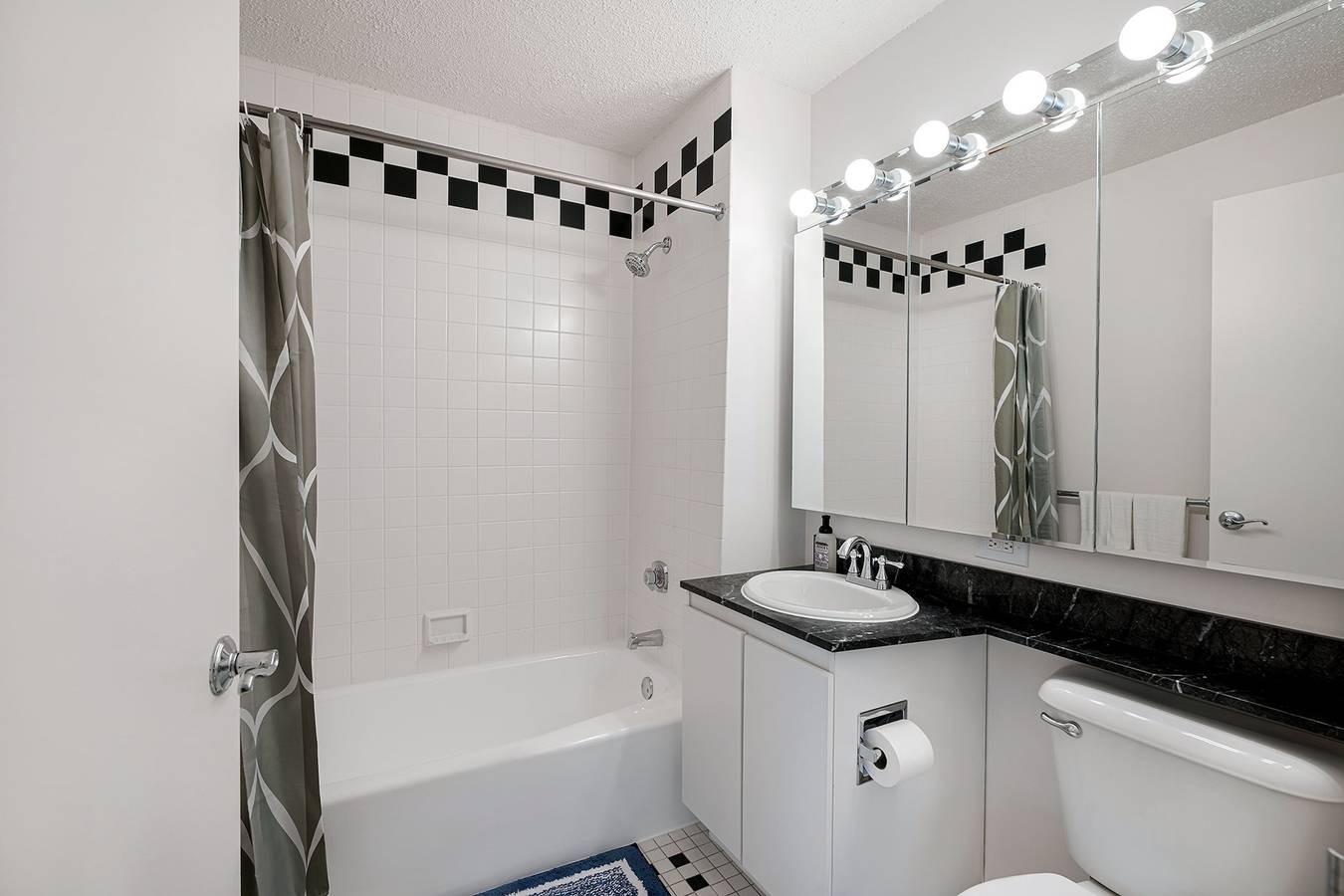 Apartamento entero, Stunning Apartment for 4! 2 Bedrooms 2 Bath in Manhattan, Nueva York