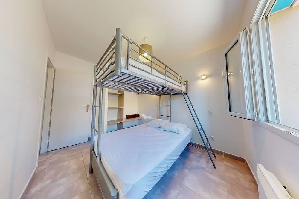 Villa en el campo de golf Cap d'Agde con piscina climatizada. in Cap d'Agde, Agde