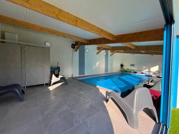 Location de vacances pour 16 personnes, avec jardin et piscine à Paimpont