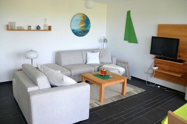 Ferienwohnung für 4 Personen, mit Garten und Sauna sowie Terrasse, mit Haustier in Börgerende-Rethwisch