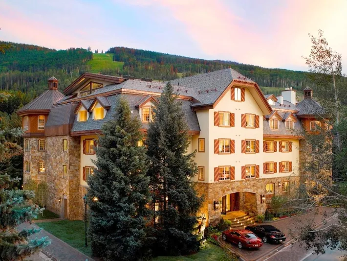 Lodge for 10 people, with terrace and hot tub - 1