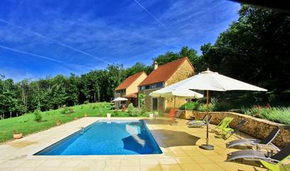 Chambre d’hôte pour 3 personnes, avec jardin et piscine à La Chapelle-Aubareil