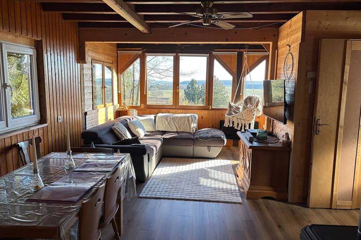 Chalet voor 6 personen, met whirlpool en zwembad in de Elzas