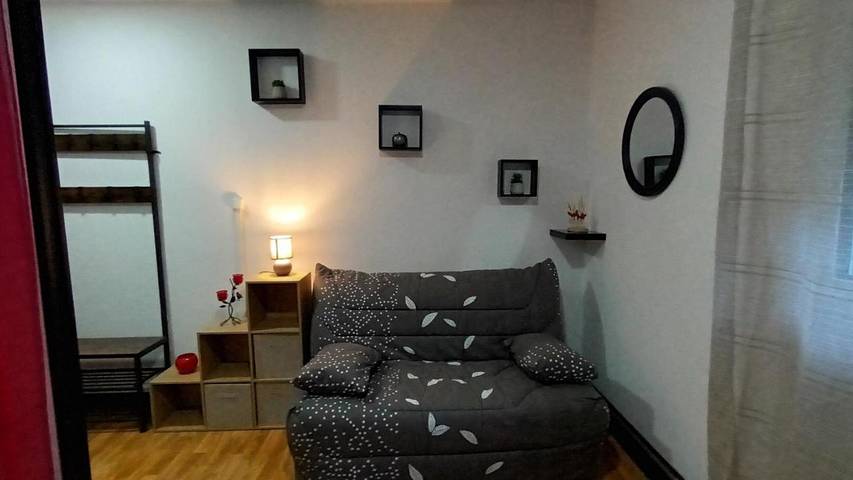 Gîte pour 2 personnes, avec vue dans Pontaumur