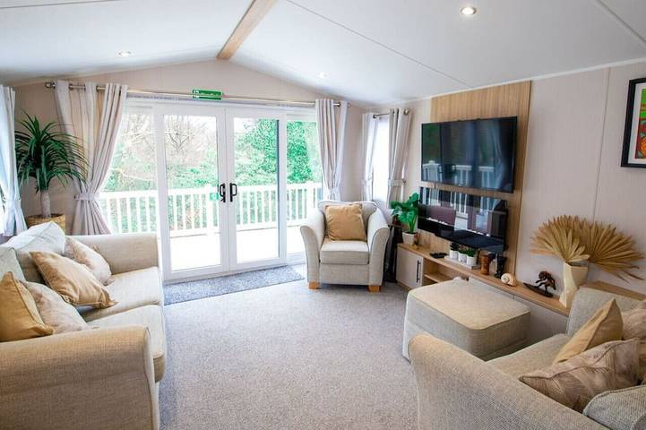 Camping for 4 people, with balcony in East Sussex