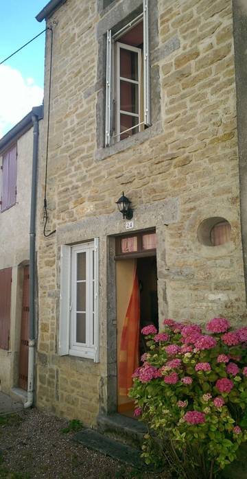 Gîte pour 6 personnes, avec balcon à Cormot-le-Grand