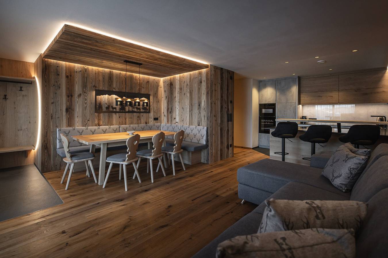 Chalet 'Rueper Hof Pracken' mit Whirlpool, privater Terrasse und Wlan in Olang, Dolomiti Superski