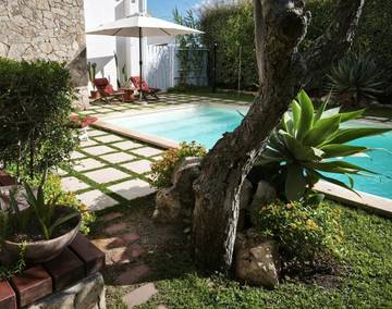 Location de vacances pour 5 personnes, avec piscine et jardin à Sassari