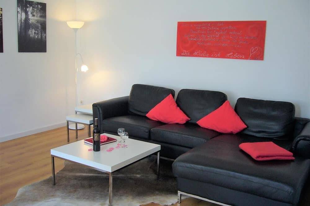 Ganze Wohnung, Moderne Ferienwohnung im Landhausstil mit Sauna und Regendusche in Drachselsried, Ostbayern