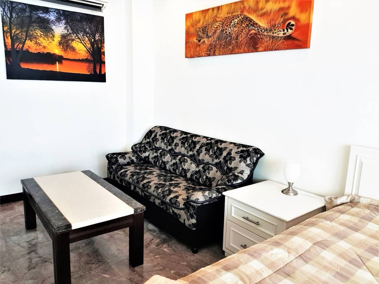 Ganzes Studio, Beach Condo with Stunning Sea Views - Sleeps 2 in Pattaya, Chon Buri