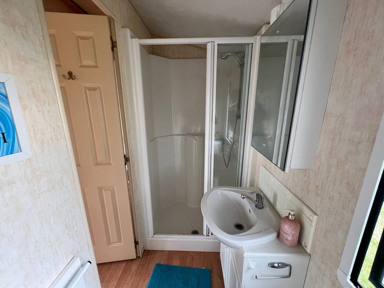 6Guests,2bedrooms,Sofabed,Fastwifi,Freeparking in Mersea Island, Colchester