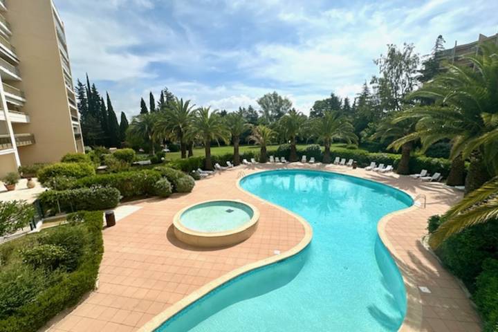 Appartement de vacances pour 2 personnes, avec Terrasse et Piscine