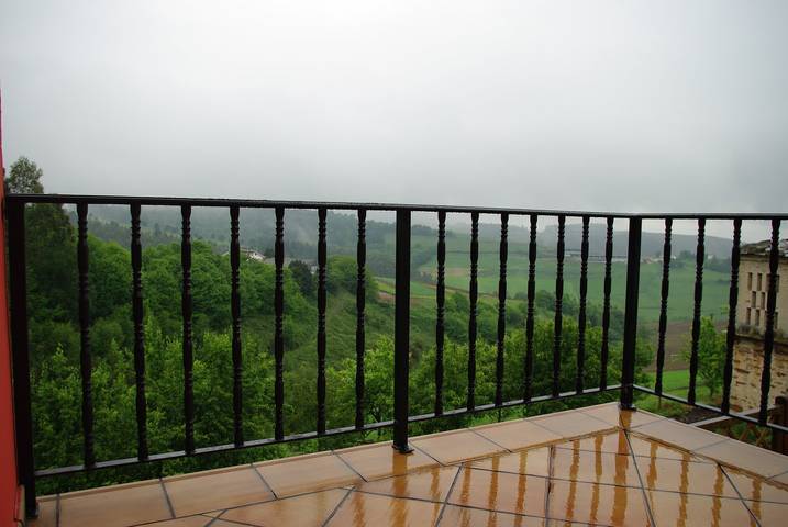 Apartamento de vacaciones para 3 personas, con terraza y jardín, Se admiten mascotas en Eo-Navia - 2