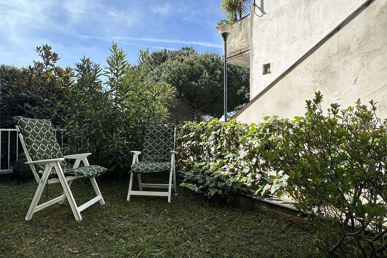 Appartamento intero, [Suite con Piscina] Free Garage • A/C • Smart Tv in Varazze (Città), Varazze