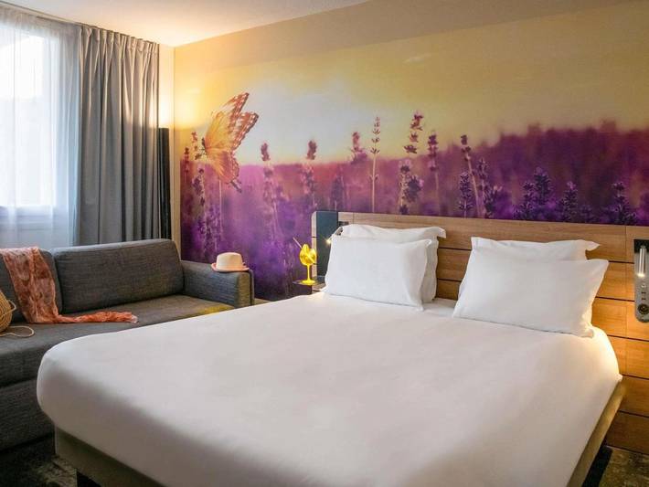 Hôtel pour 2 personnes, avec jardin et piscine, animaux acceptés à Sophia Antipolis - 3